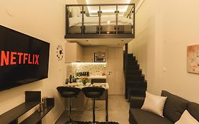 Empyrean Loft By Nexus, Next To Martiou Metro And Bus Station, 10 Mins From City Center